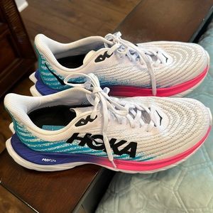 Hoka Mach 5 Women’s Racing shoes size 9